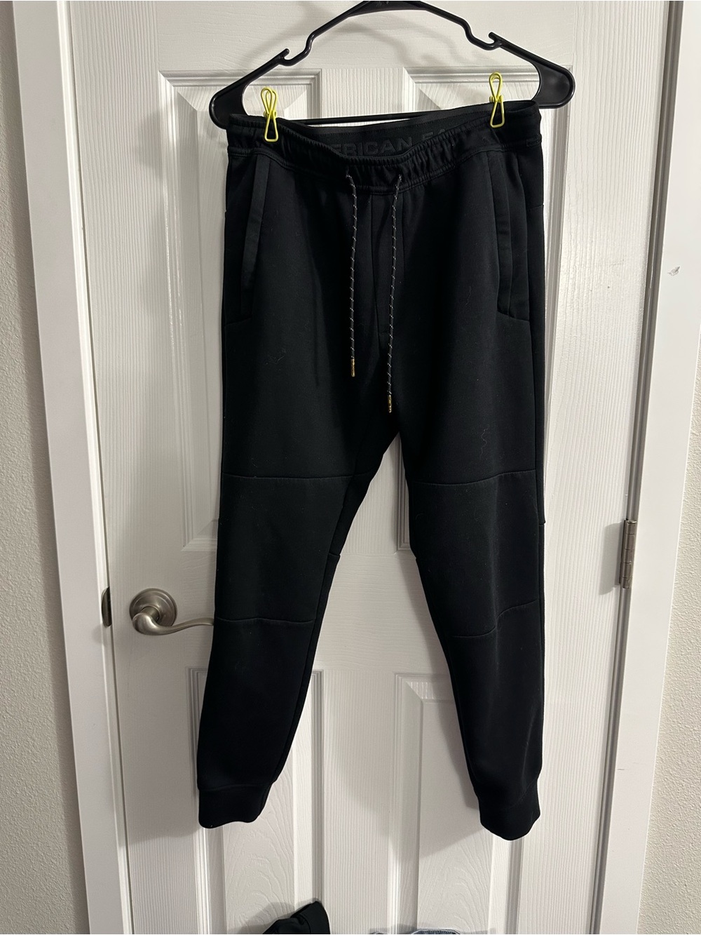 American Eagle Outfitters Men’s Black Jogger Sweatpants Size S